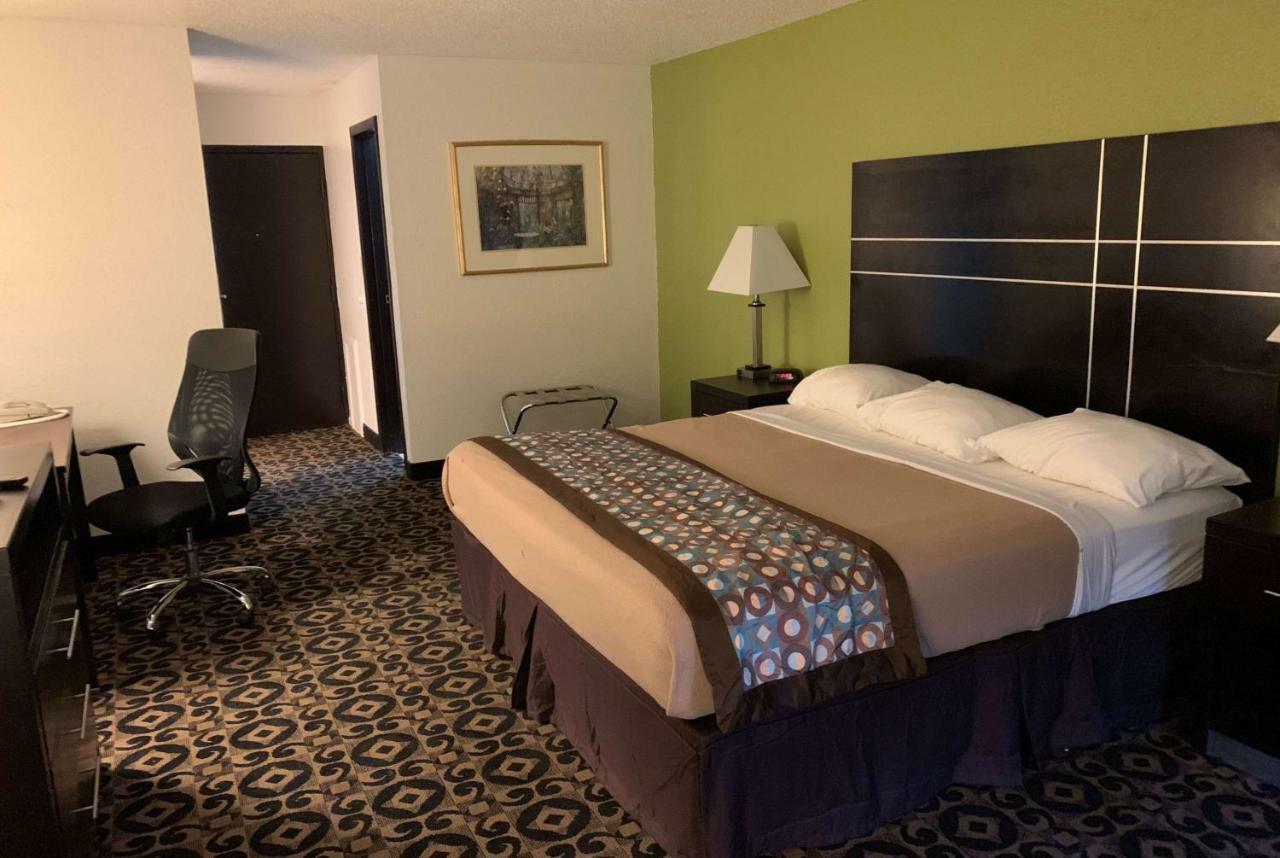 Travelodge By Wyndham Torrington Exteriör bild